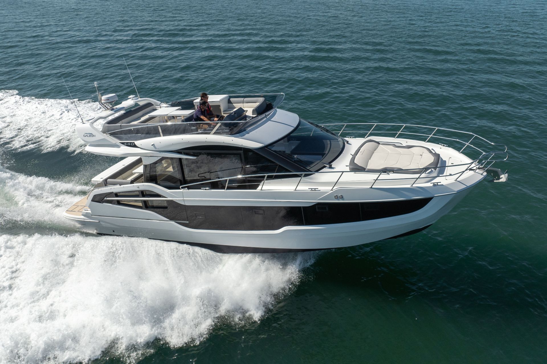 Galeon 440 FLY