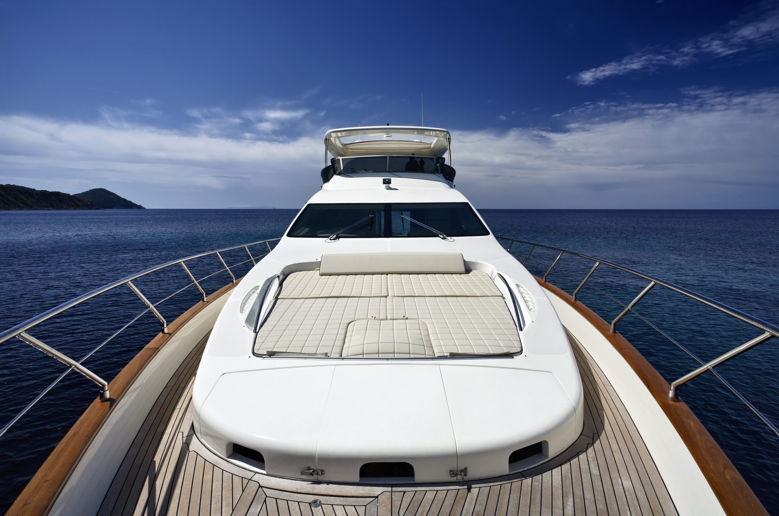 AZIMUT YACHTS